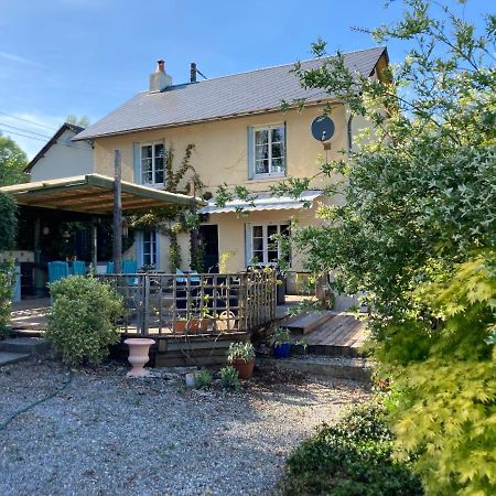 La Maison Charmante D'Elisabeth Saint-Ybard Buitenkant foto